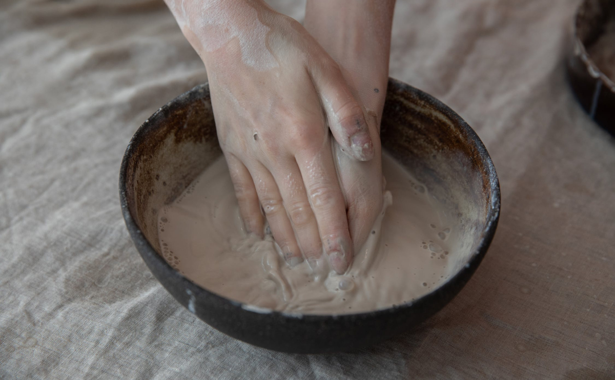 Read more about the article Keeeps Pottery Classes: Wheel Throwing Courses