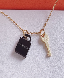 Natural stone necklace HENTO7