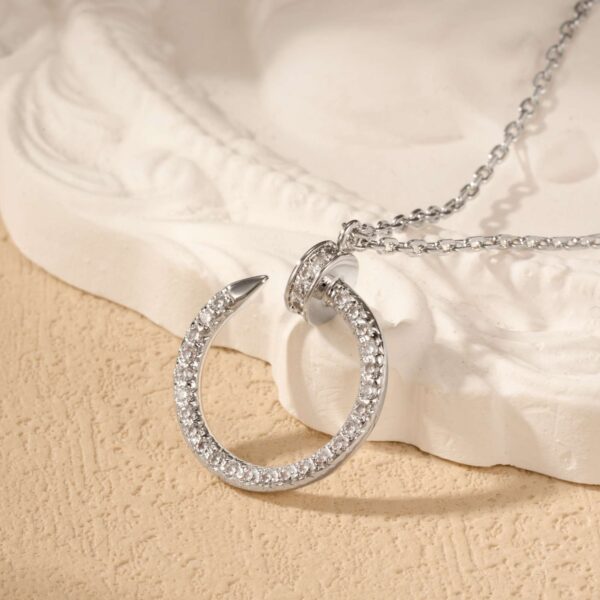 JUSTE UN CLOU diamond pendant CANT01