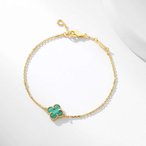 Mini Four-Leaf Clover Lapis Lazuli Bracelet