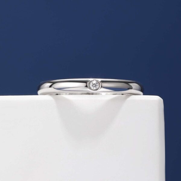 Cartie letter-shaped diamond ring, 3mm