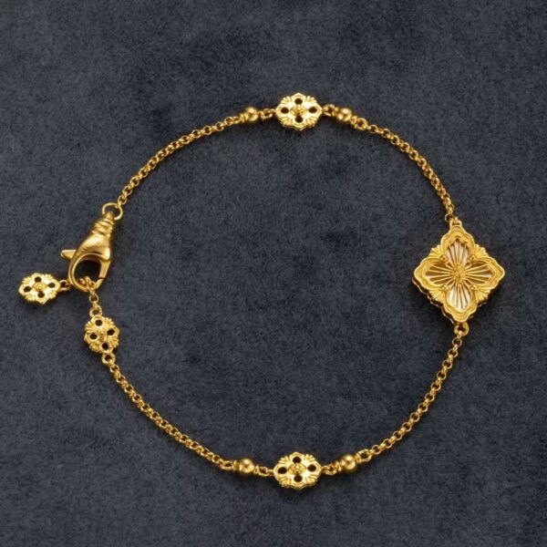 Opera series bracelet – Small size white shell