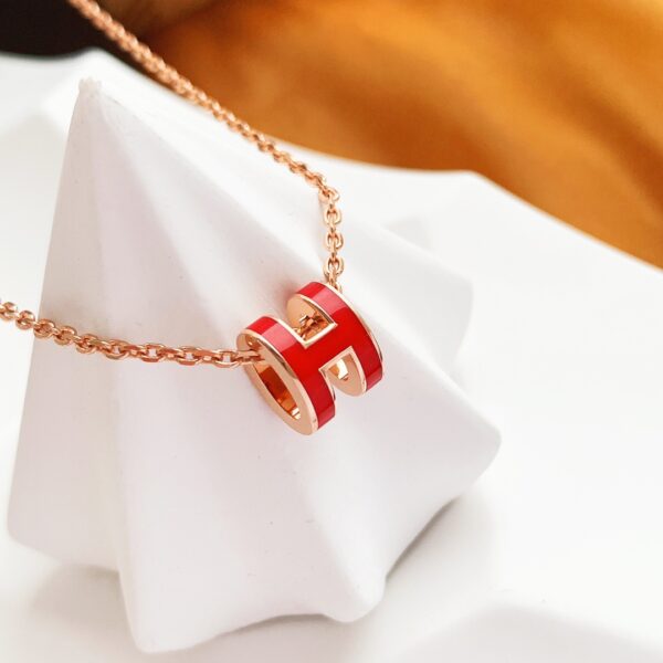 Classic pop H Flange Colorful Necklace